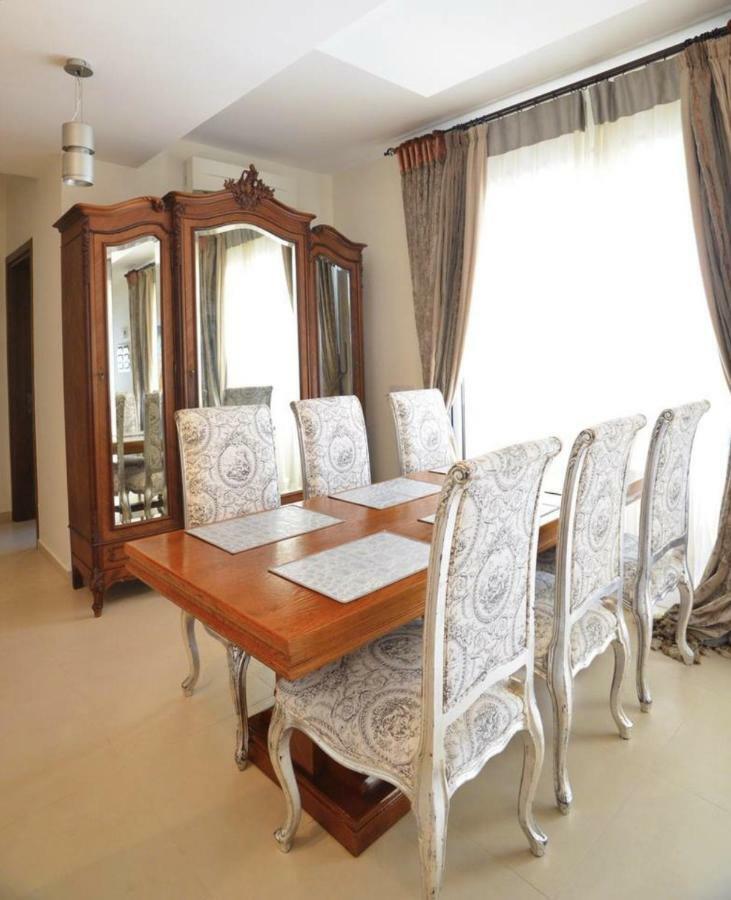 Huge Penthouse With Private Pool Apartment Paphos Exterior photo